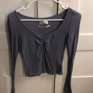 Long sleeve fitted crop